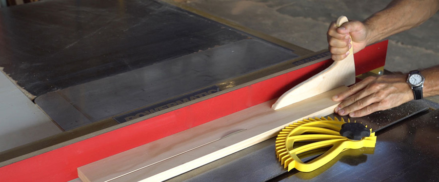 Hedgehog featherboard on tablesaw